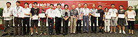 Group photo of the outstanding paper awardees and guests in the 9th China Urban Housing Conference.